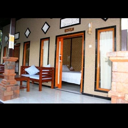 Gara Menjangan Homestay Banyuwedang Exteriör bild