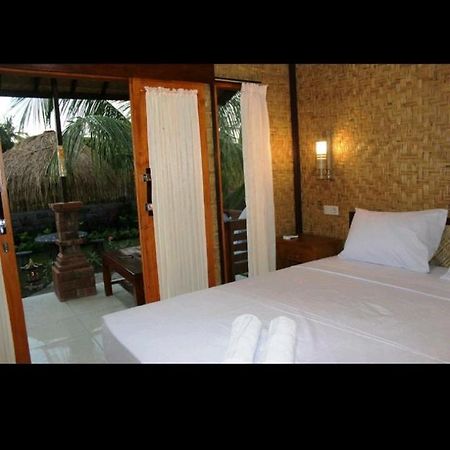 Gara Menjangan Homestay Banyuwedang Exteriör bild